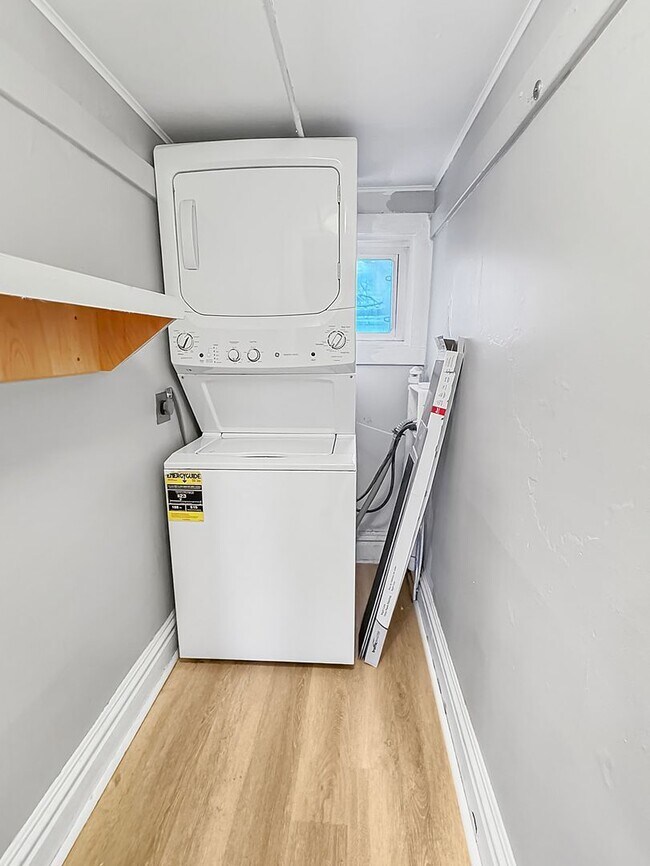 Foto del edificio - 129 Palmer St NE