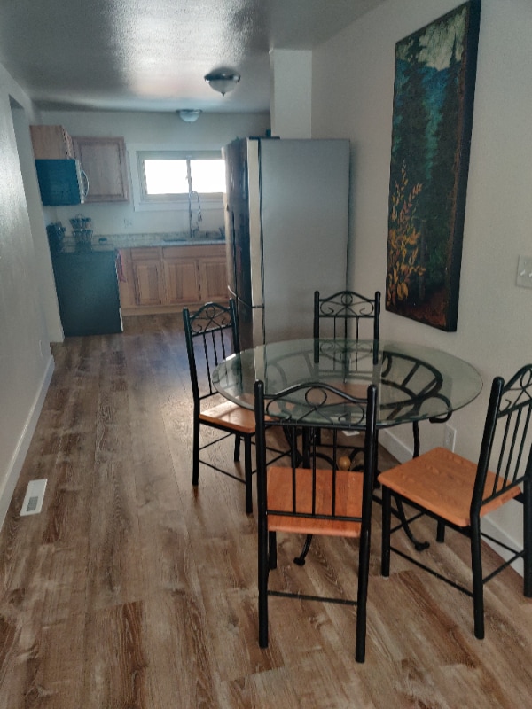 Foto del edificio - 2311 Morrie Ave