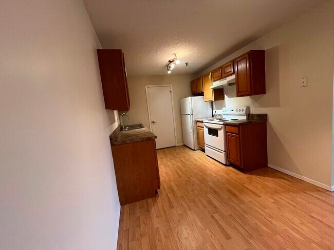 Foto del edificio - 1350 Brook St