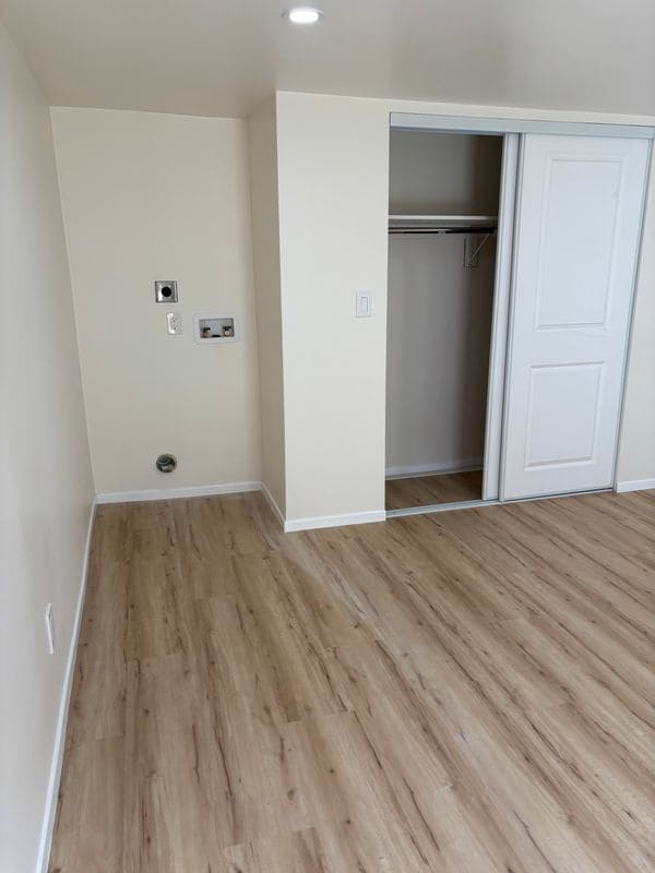Foto del edificio - 12437 Rose Ave