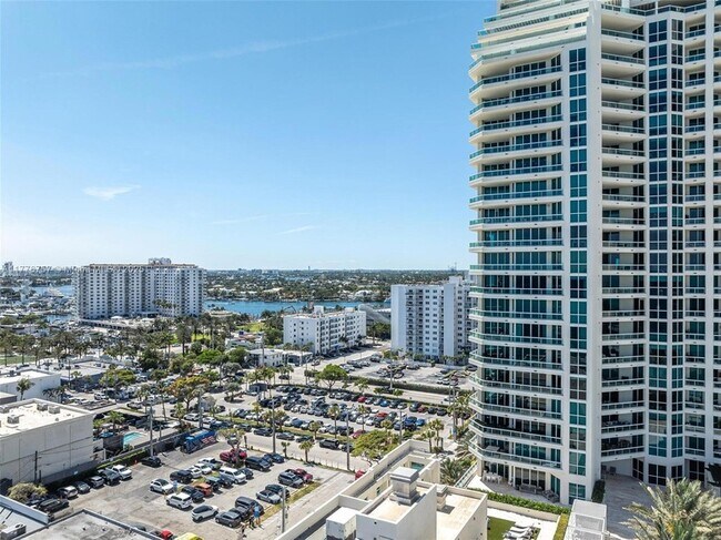 Foto del edificio - 101 S Fort Lauderdale Beach Blvd