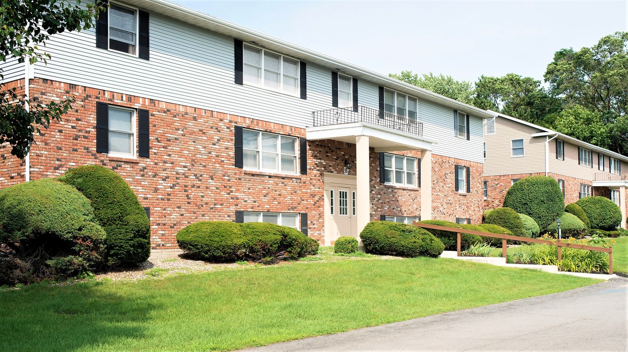 Primary Photo - Indian Brook Apartments