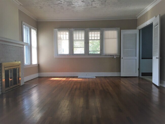 Foto del edificio - 642 Lafayette Ave NE