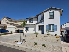 Building Photo - 10221 Terra Franca Way