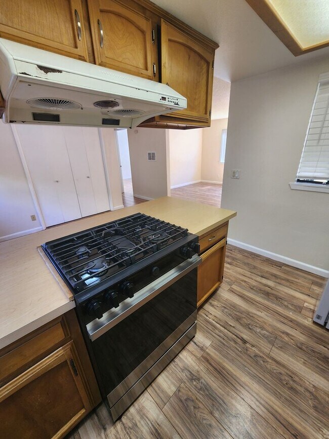 Foto del edificio - 2 Bed, 1 Bath Single Level Grover Beach Condo- Small Pets Considered