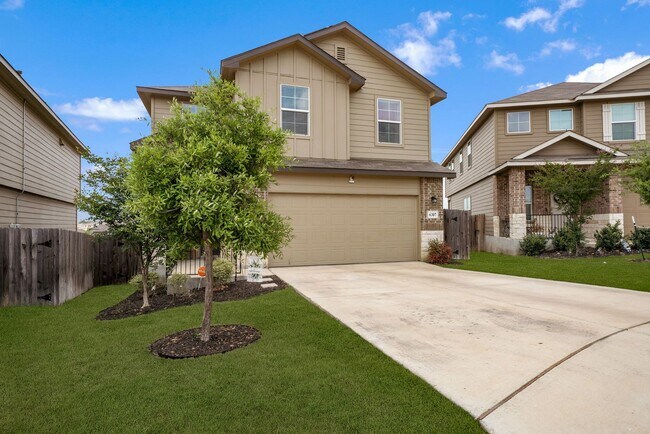 Foto del edificio - Energy-Efficient Applewood Home Near Lackland AFB - Realtor Commission: $500