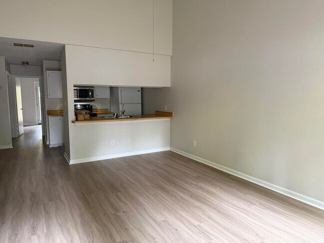 Foto del edificio - 203 Parkbrook Cir