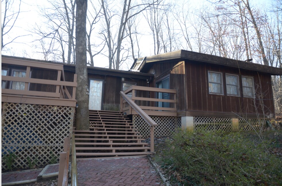 Foto principal - 857 Rocky Acres Ln