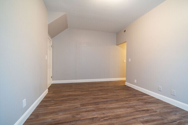 Foto del edificio - 3334 Maize Rd