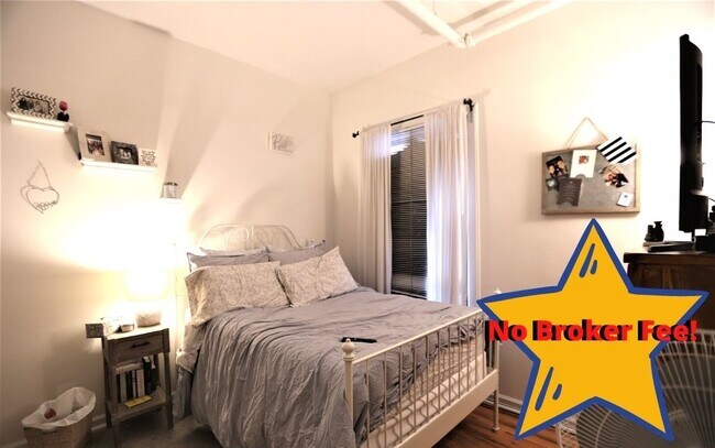 Foto del edificio - 220 Willow Ave