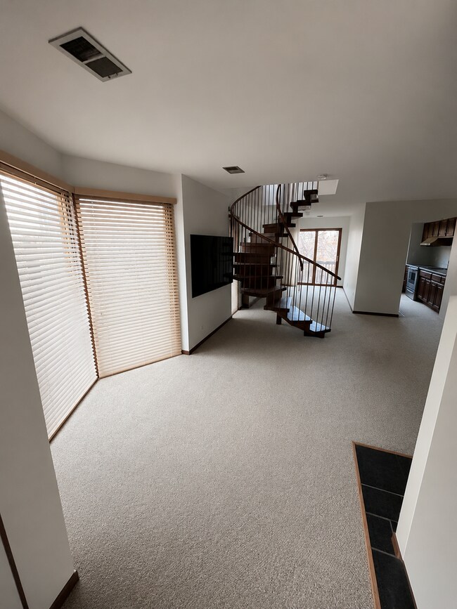 Foto del edificio - 2bed/1bath Condo on West Pearl - Available August 6th!