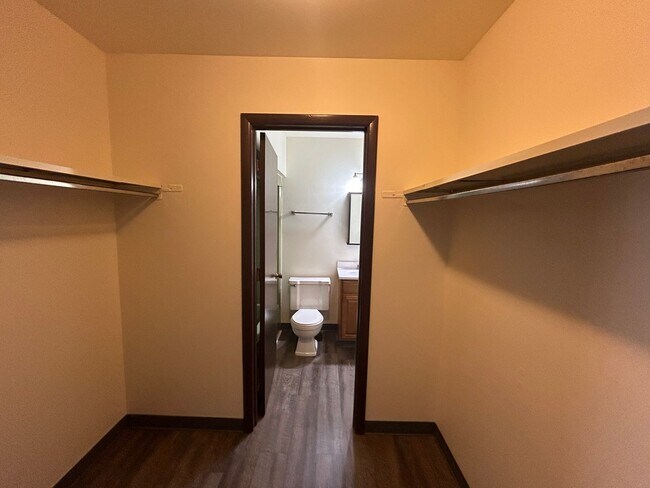 Foto del interior - Colony Court Apartments LLC