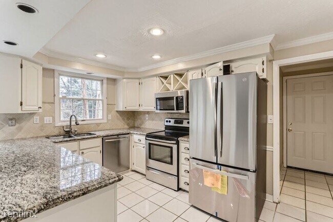 Foto del edificio - 4 br, 2.5 bath House - 7260 Northgreen Dr ...