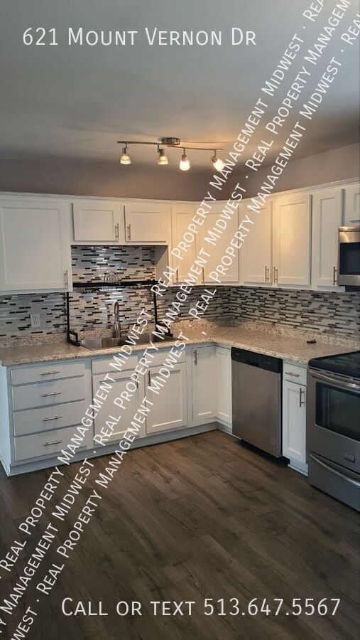 Building Photo - 621 Mt Vernon Dr