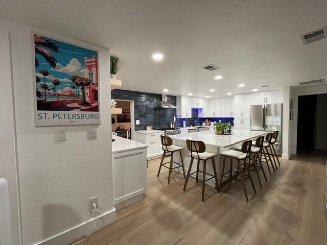 Foto del edificio - 5530 Bayou Grande Blvd NE