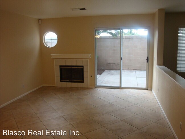 Building Photo - 3 br, 2.5 bath House - 7691 Haven  Ave #C
