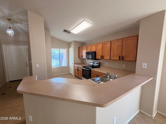 Foto del edificio - 15752 W Yavapai St