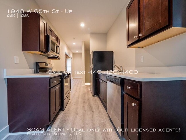 Building Photo - 1954 W 65th St