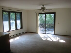 Building Photo - 64 Summer St