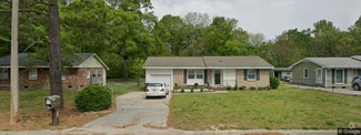 Building Photo - 828 Lincoln Dr