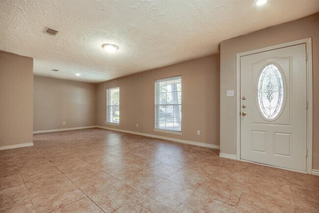 Foto del edificio - 9611 Landry Blvd