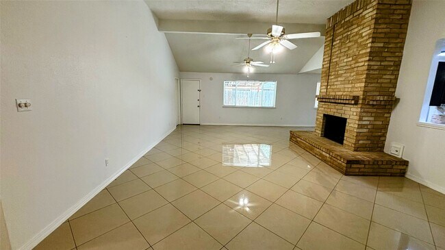 Foto del edificio - 2626 Woodsorrel Dr