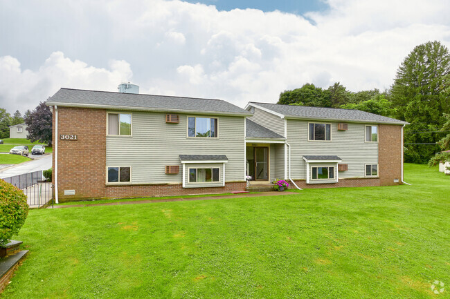 Foto del edificio - Hilltop View Apartments & Townhomes