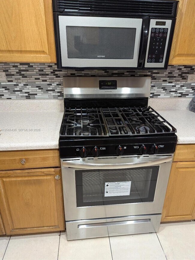 Building Photo - 8380 S Missionwood Cir