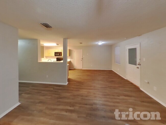 Foto del edificio - 2641 Bandera Pl