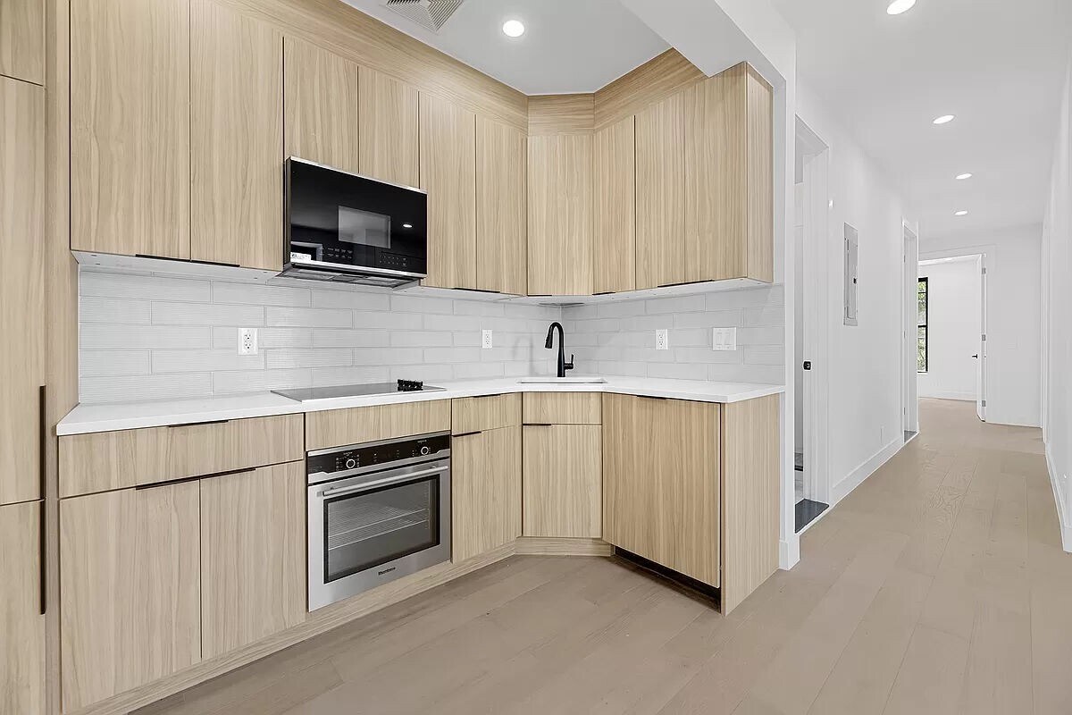 Primary Photo - 475 Sixth Avenue