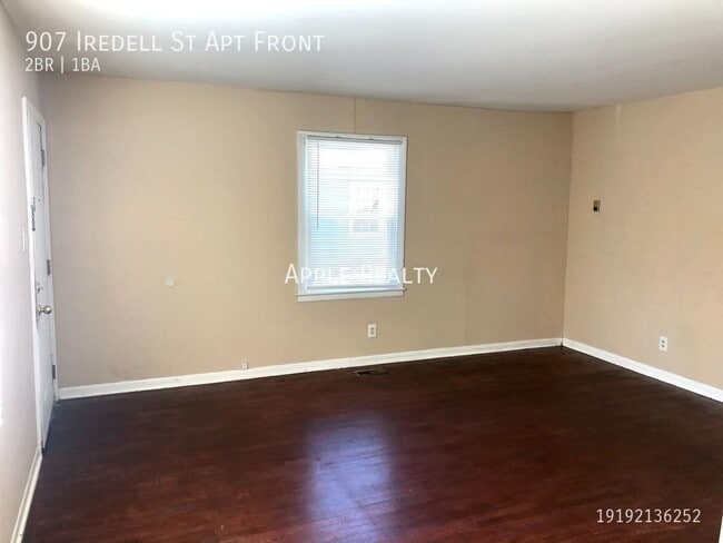 Building Photo - 907 Iredell Apt Front - Available Mid May