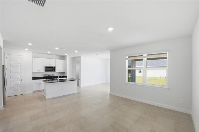 Foto del edificio - 11247 Barnstead Wy