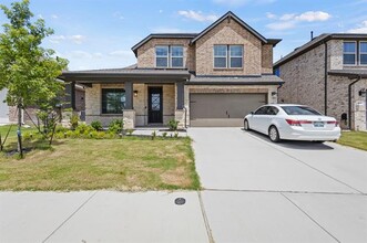 Building Photo - 8637 Keeneland Dr