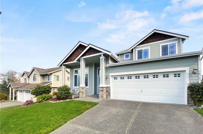 Photo - 18345 Mt Townsend Dr NE House