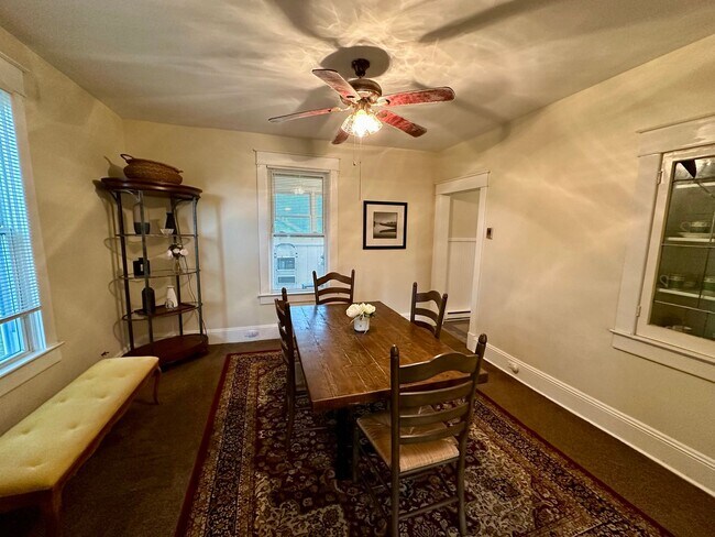 Foto del edificio - Fully Furnished/All Inclusive Home is Ready for YOU!