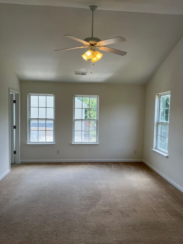 Foto del edificio - 22 Dunlevy Way