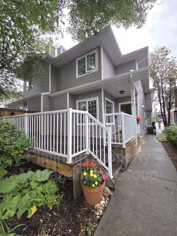 Building Photo - 2035-2032 2 Ave NW