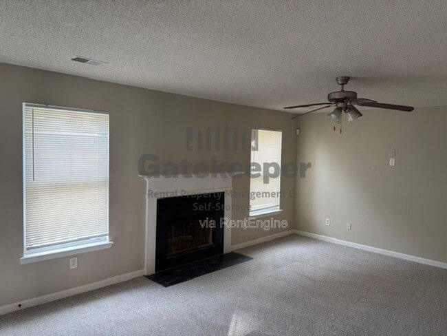 Foto del edificio - 8882 Seneca Rd