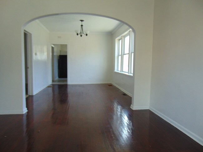 Foto del edificio - 1501 E 74th Pl