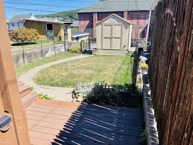 Building Photo - 2 br, 2 bath House - 948 Delaware Avenue F...