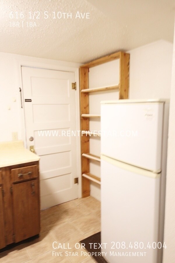 Foto del edificio - 616 1/2 S 10th Ave-
