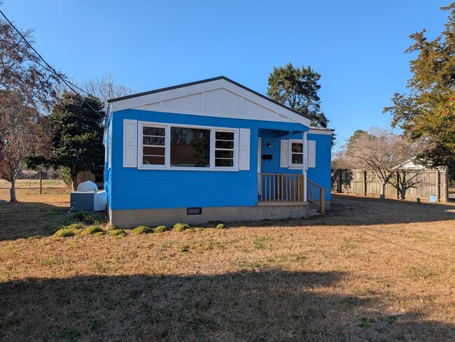 Main - 109 Luvera St