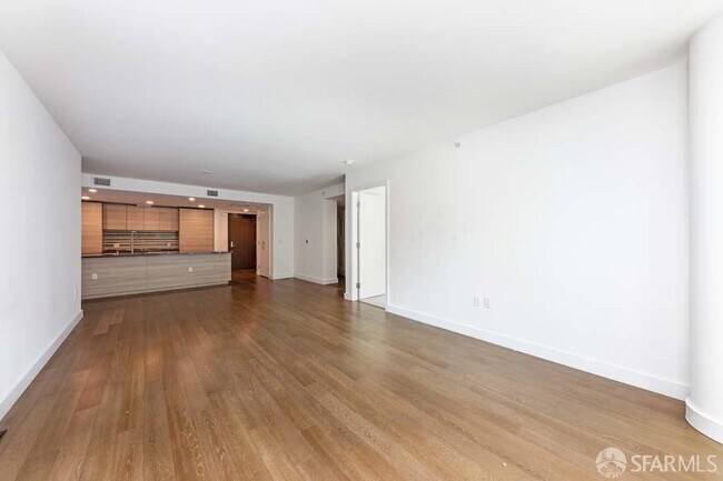 Foto del edificio - 708 Long Bridge St