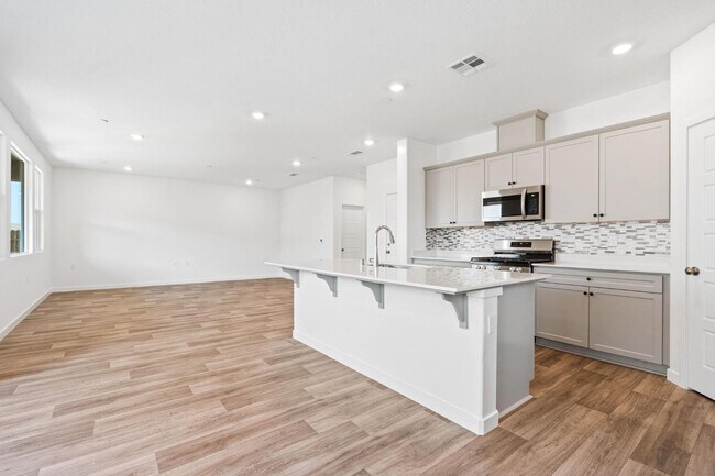 Foto del edificio - 7153 E Homan Ave