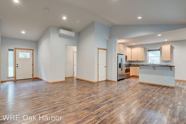 Foto del edificio - 3 br, 2 bath House - 253 Sunset Dr