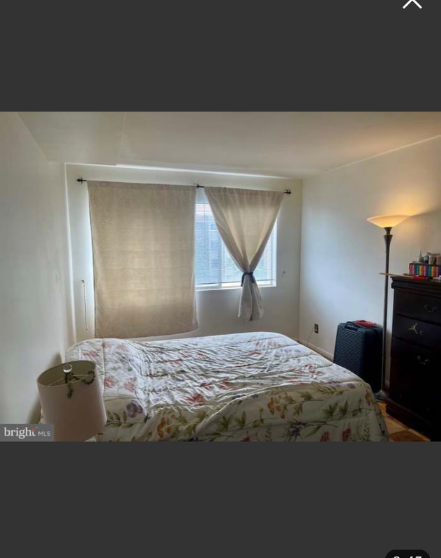 Foto del edificio - 5851 Quantrell Ave