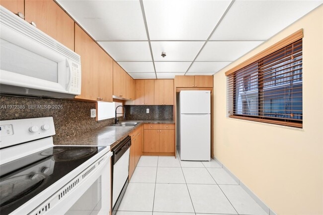 Building Photo - 8760 SW 133rd Avenue Rd