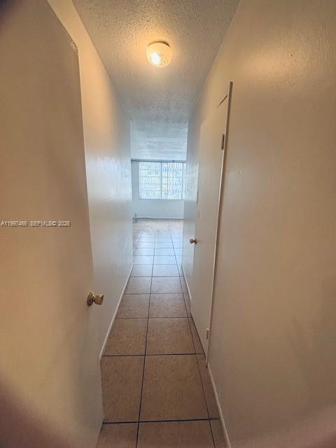 Foto del edificio - 1680 NE 191st St