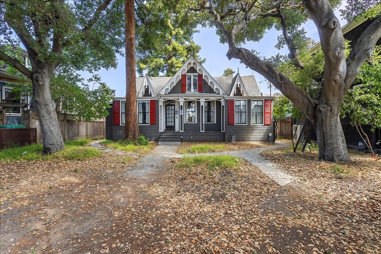 Foto principal - 1238 Versailles Ave