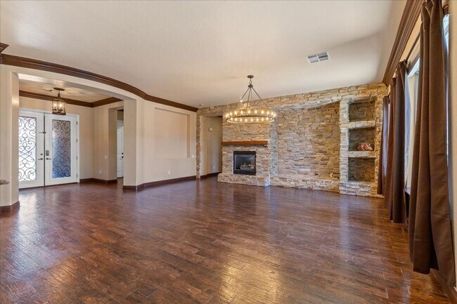 Building Photo - Exquisite Guard-Gated 3bd Luxury Home with Private Pool